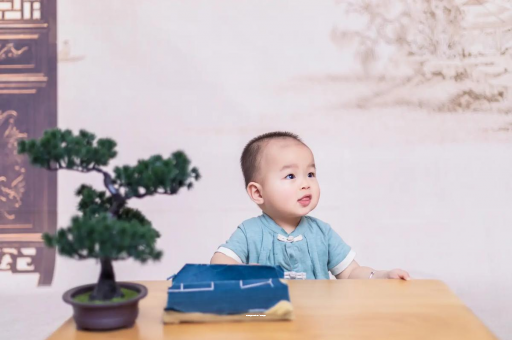 沁阳宝宝喊肚子疼怎么回事
